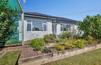 10 William Street, Marton