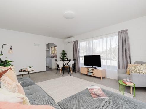 8/14 Wellington Street, Hamilton East