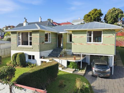 97A Wickliffe Terrace, Port Chalmers