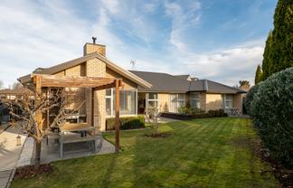 8 Rivers Edge, Northwood