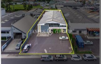 Versatile Industrial with Dual Yard and Gantry