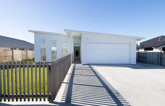 30 McWatters Drive, Ngatea