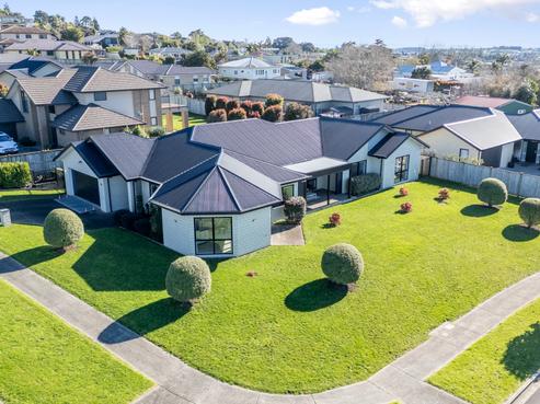 8 Deol Drive, Pukekohe