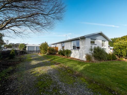 19 Peace Street, Tuatapere