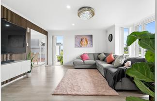 4 Fuselage Lane, Takanini