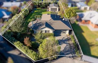 15 Brooker Place, KIRWEE