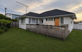129 May Rd, Mount Roskill