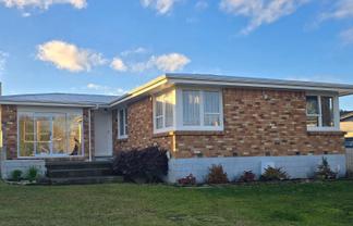 8 Lauriston Street, Tokoroa