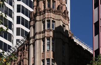 HISTORIC BEAUTY RIGHT ON QUEEN STREET
