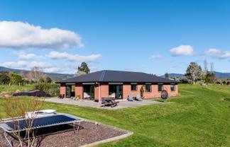 25 Lerwick Lane, Waimana