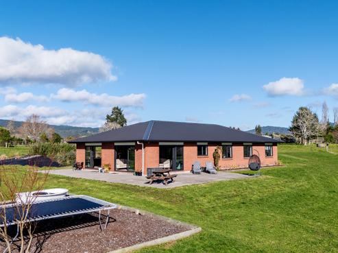 25 Lerwick Lane, Nukuhou