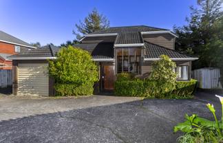 2/32 Centorian Drive, Windsor Park