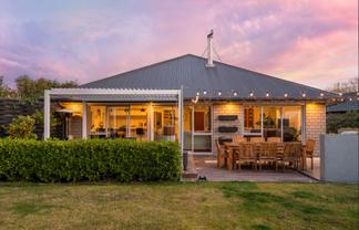 16 Flaxgrove Place, Parklands