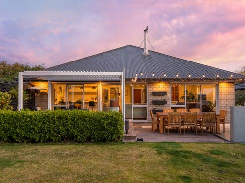 16 Flaxgrove Place, Parklands