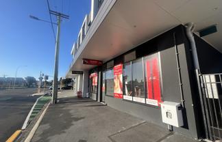 Near-New Hospitality/Takeaway Opportunity