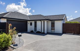 7 Ronaldson Lane, Wigram