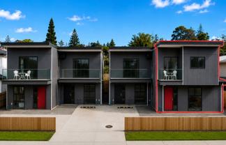 1/13 Sarona Avenue, Glen Eden