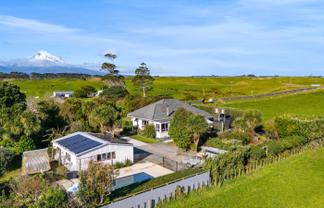 7091 South Road, Warea