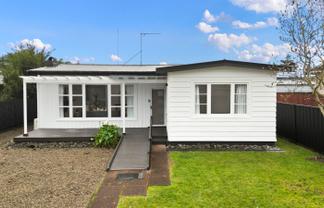 80 Tawa Street, Melville