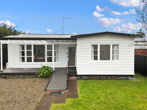 80 Tawa Street, Melville