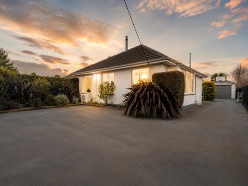 95 Springs Road, Hornby