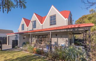140 Royal Park Drive, Parklands