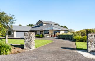74 Koru Road, Omata