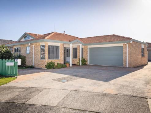 3A Esme Place, Matua