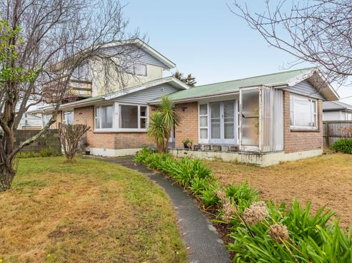 15 Rowan Avenue, Aranui