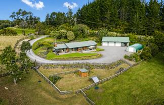 5 Wenz Bayer Road, Puhoi
