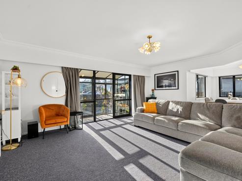 1/5 Alyson Place, Stoke