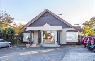 9 Straven Road, Riccarton