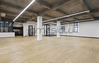 See Your Business Profile in Queen Street
