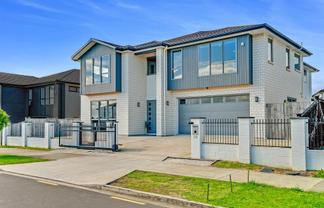 10 Perehia Road, Flat Bush