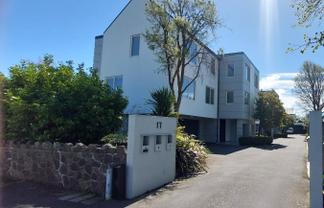 4/17 Eversleigh Street , Saint Albans