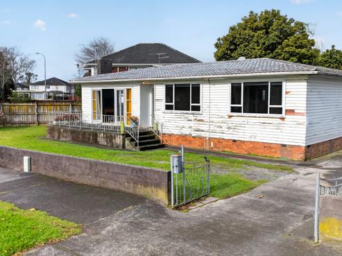 120 Avondale Road, Avondale