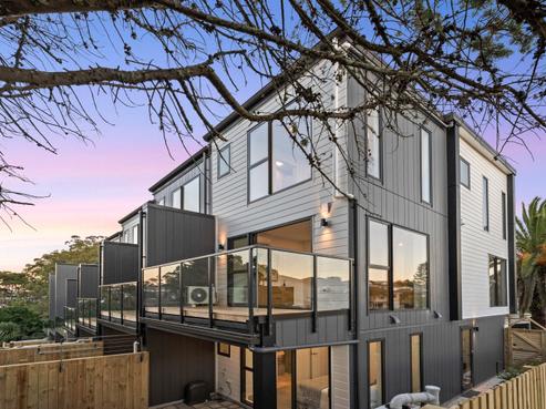 33 Elizabeth Drive, West Harbour