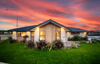18 Antill Street, Woodend