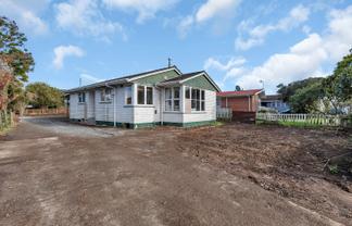24 Meadow Park Crescent, Tikipunga