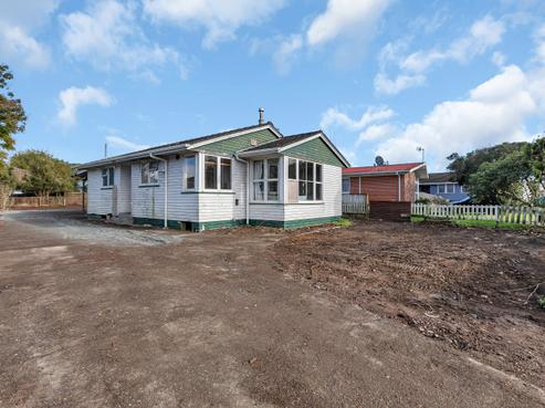 24 Meadow Park Crescent, Tikipunga