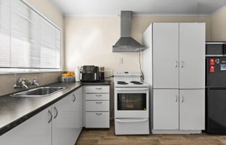 2/267 Kennedy Road, Onekawa