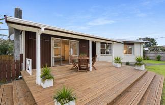 57 Martin Road, Paraparaumu Beach