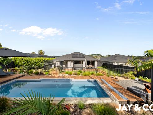51 Jack Lachlan Drive, Beachlands