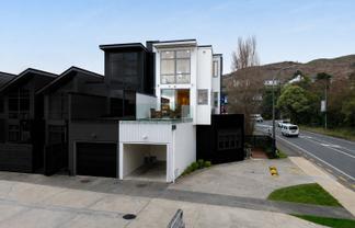 1/34 Main Road, Tawa