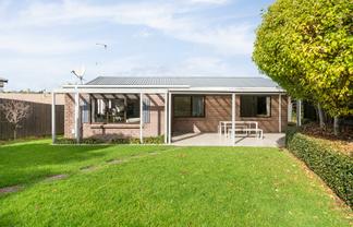 54A Heron Avenue East, Matua