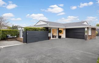 1/14 Kallaroo Place, Botany Downs