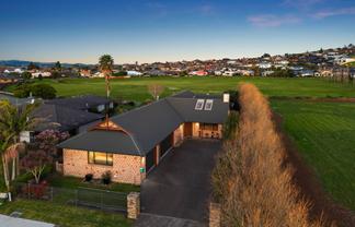 30 Sunset Drive, Pukekohe
