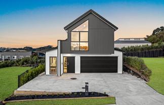 61 Rongoa Maori Way, Pukekohe