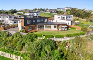 131 Endeavour Drive, Whitby