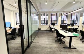 FUNKY CHARACTER OFFICE
